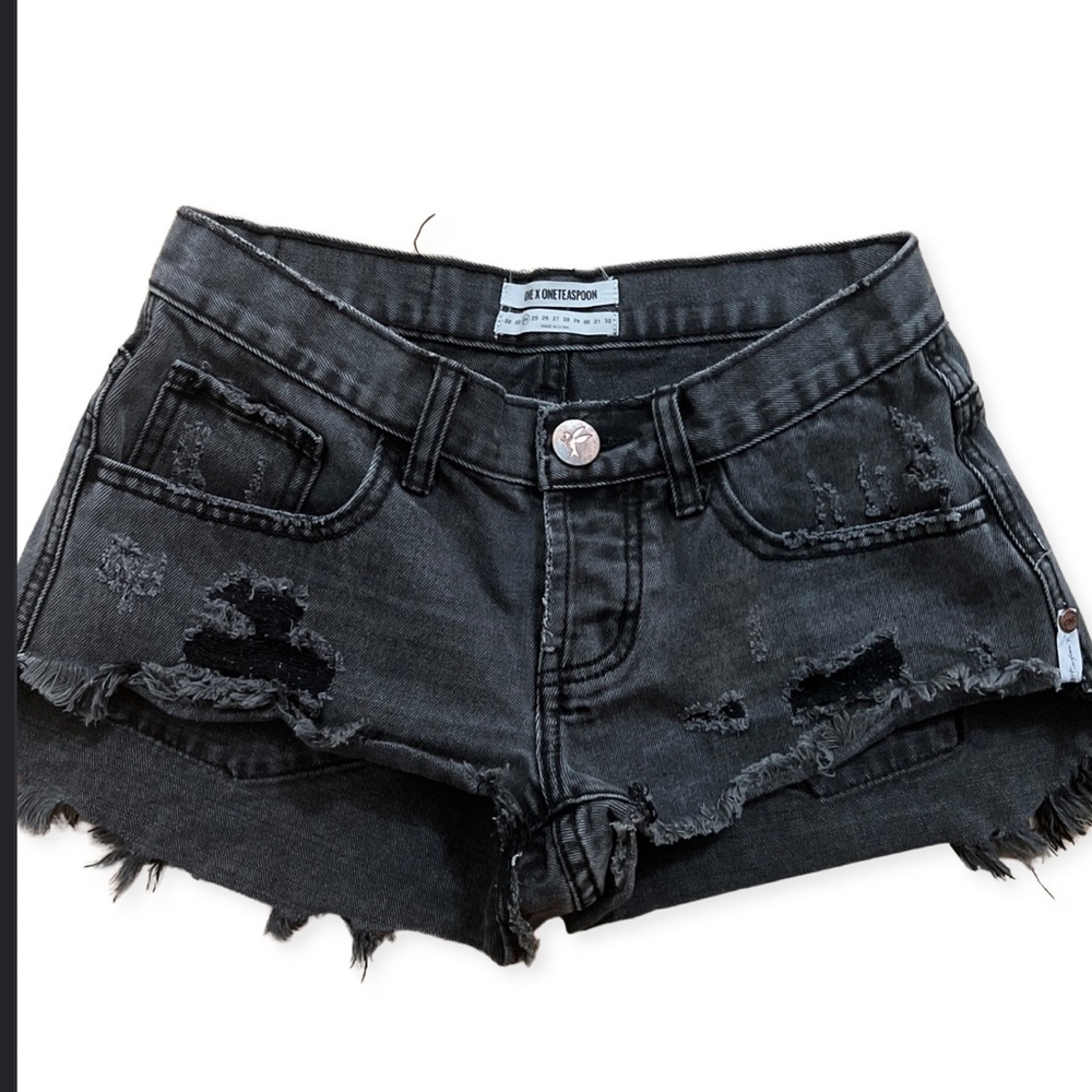OneTeaspoon Shorts!!
